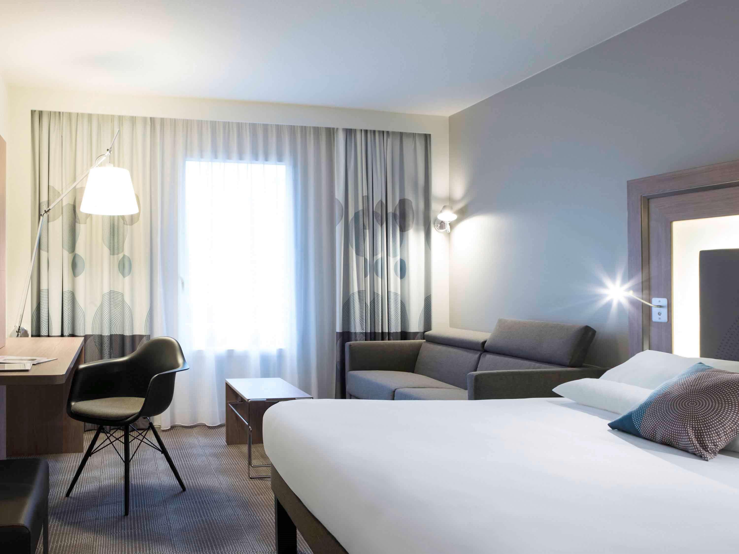 Novotel Chateau De Hotel 4*